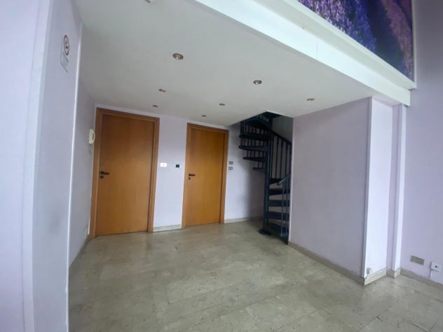 Muri negozio Via Setriere 70 Moncalieri - Foto 4