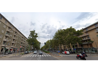 ampio bilocale ristrutturato comodo per M5