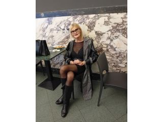 Amore e incontri Trieste - Cerco uomo maturo serio Tel:3773228214
