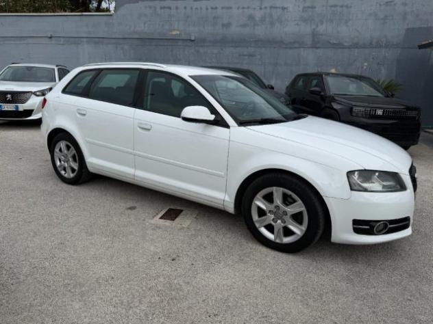 AUDI A3 1.6 TDI 105 CV CR Ambition rif. 24162630 - Foto 6