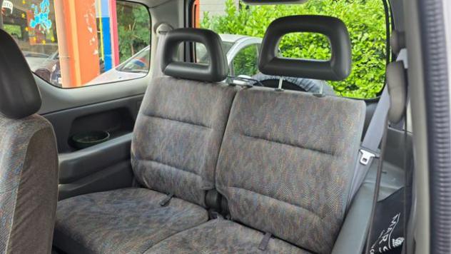SUZUKI Jimny 1.3i 16V cat 4WD JLX rif. 24112416 - Foto 6