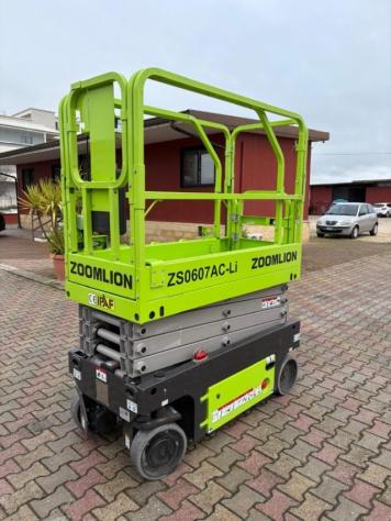 ZOOMLION PIATTAFORME PANTOGRAFO NOLEGGIO rif. 23748655 - Foto 2