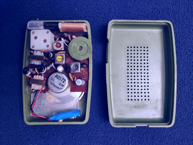 Radio AM a transistor Victor anni ’60 - Foto 6