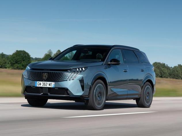 PEUGEOT 5008 Hybrid 145 e-DCS6 Allure rif. 23605563
