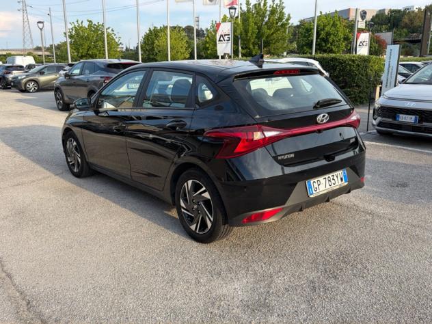 Hyundai i20 1.2 MPI 84cv ConnectLine - Foto 6