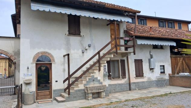 Ampio Cascinale con Corte Privata: Abitazione e Grandi Volumi Recuperabili - Foto 8