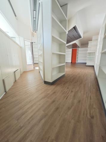 Immobile di 214 m² con 2 locali in affitto a Vicenza - Foto 8