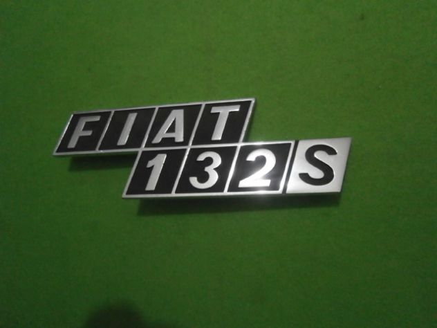 Fiat 132 S scritta logo targhetta posteriore REAR PLATE WRITING FIAT 132 - Foto 3