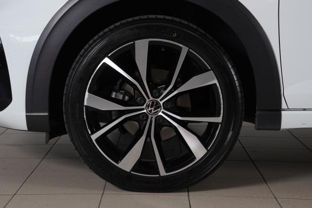 Volkswagen Taigo 1.5 TSI DSG R-Line 150CV - Foto 6