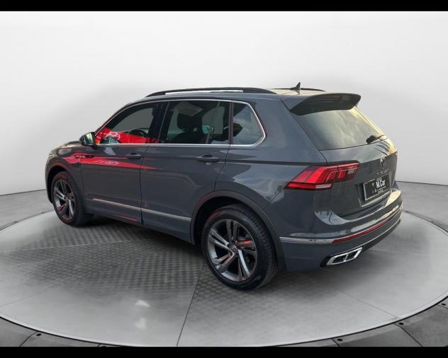 Volkswagen Tiguan II 2021 2.0 tdi R-Line 4motion 150cv dsg - Foto 7