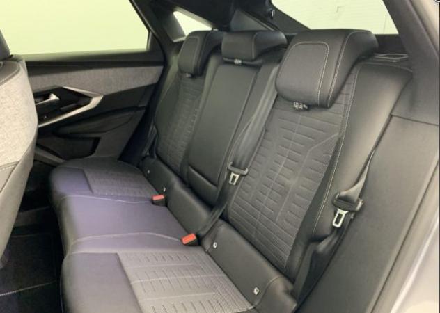 PEUGEOT 3008 Hybrid 145 e-DCS6 GT +Vision 360° rif. 24101096 - Foto 10