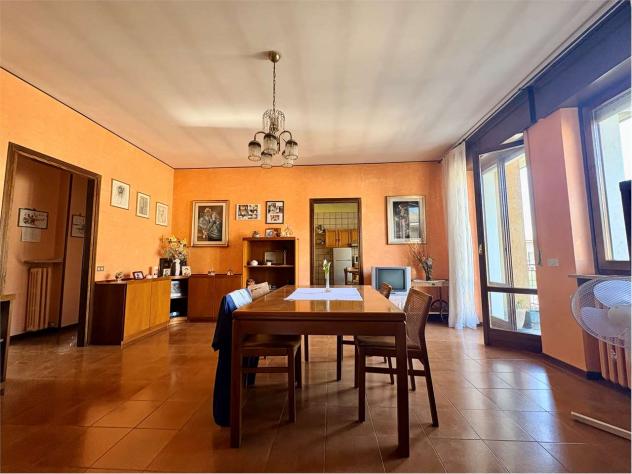 V005550 - APPARTAMENTO TRILOCALE CON DUE BAGNI E GARAGE IN ZONA MADONNA DEL POPOLO A VILLAFRANCA - Foto 18