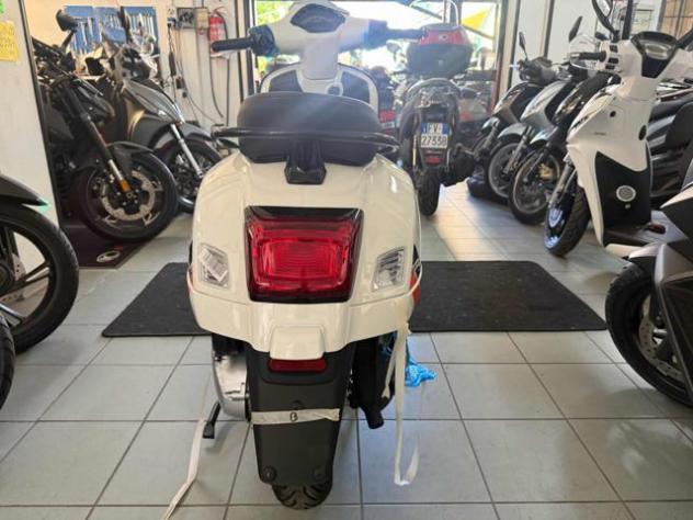 PIAGGIO Vespa GTS 300 Super GTS SS 10 rif. 23971734 - Foto 8