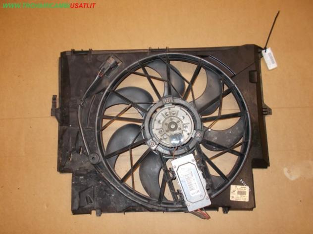 ELETTROVENTOLA RADIATORE CON CONVOGLIATORE BMW Serie 1 E87 5 porte  Raffreddamento  Termico  Raffredamento  Elettroventola BMW - Serie 1 E81 3 porte -