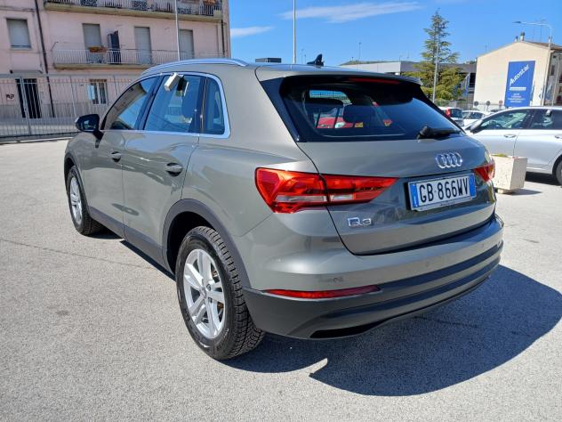 Audi Q3 35 2.0 TDI 150CV S TRONIC BUSINESS 2020 - Foto 4