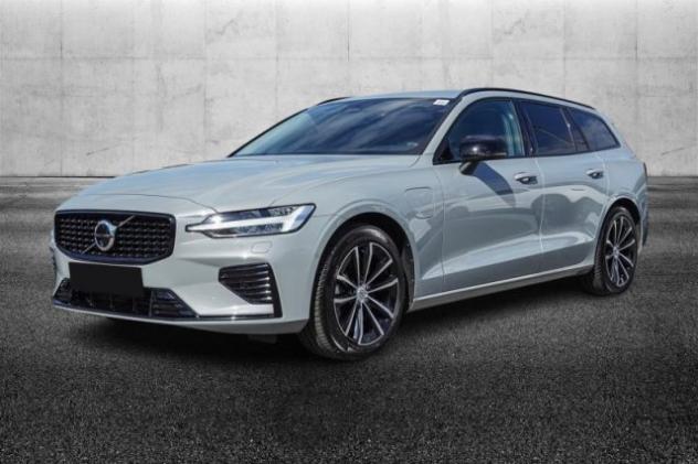 VOLVO V60 T8 Plug-in Hybrid AWD automatico Plus Dark rif. 24202274