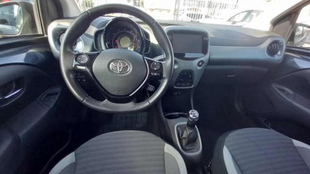 TOYOTA Aygo 1.0 VVT-i 72 CV 5 porte x-play rif. 23520613 - Foto 9