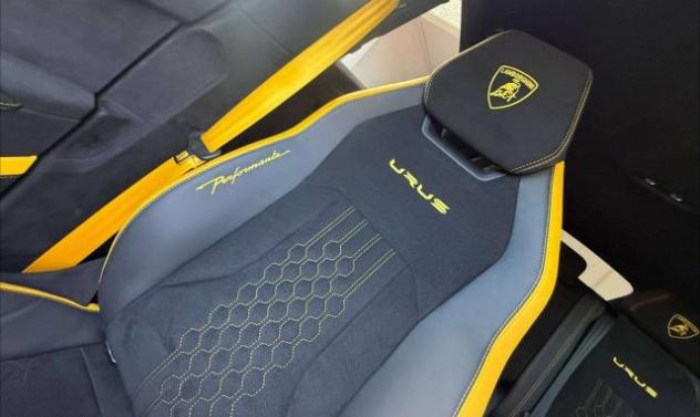 Lamborghini Urus 4.0 V8 S auto 5posti FULL CARBON (Ex Calciatore) Lit Price ? 349.742 - Foto 9