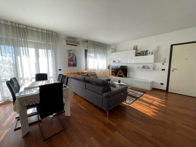 FANTASTICO TRILOCALE CON TERRAZZO - Foto 9