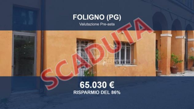 Immobile in asta di 297 m² con più di 5 locali in vendita a Foligno