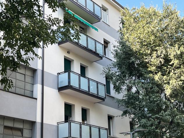 APPARTAMENTO di 5 vani e di 100 mq (BOLOGNA - Bologna) rif. MR9 - Foto 3