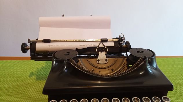 Macchina da scrivere: Urania Klein Piccola - Made in Germany - degli anni 30' - Foto 8