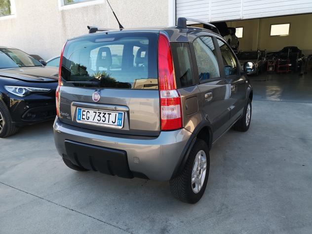 Fiat Panda 1.3 MJT 16V DPF 4x4 Climbing - Foto 6