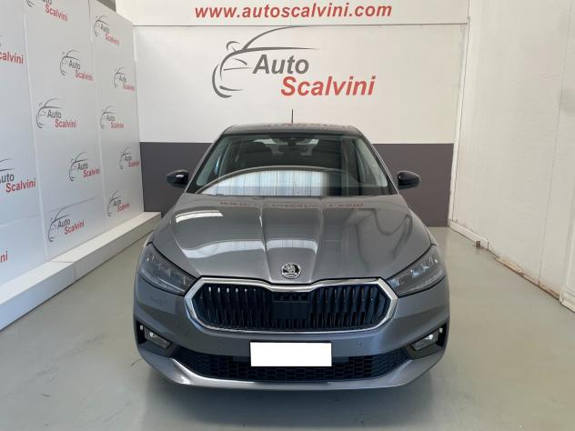 Skoda Fabia 1.0 MPI 80 CV Young Edition - Foto 2