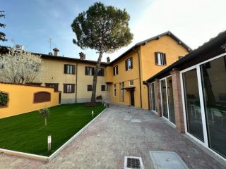 Milano - Affittasi unità immobiliare con bagno privato