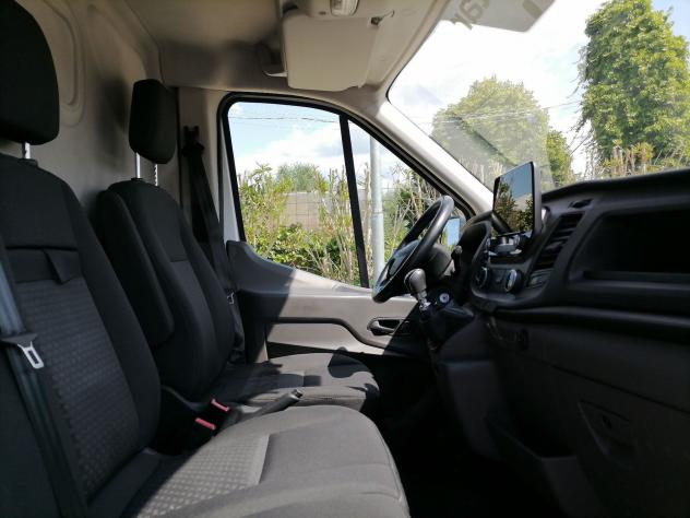 Ford Transit 330 2.0 tdci MHEV 130cv trend L2H2 E6.2 - Foto 6