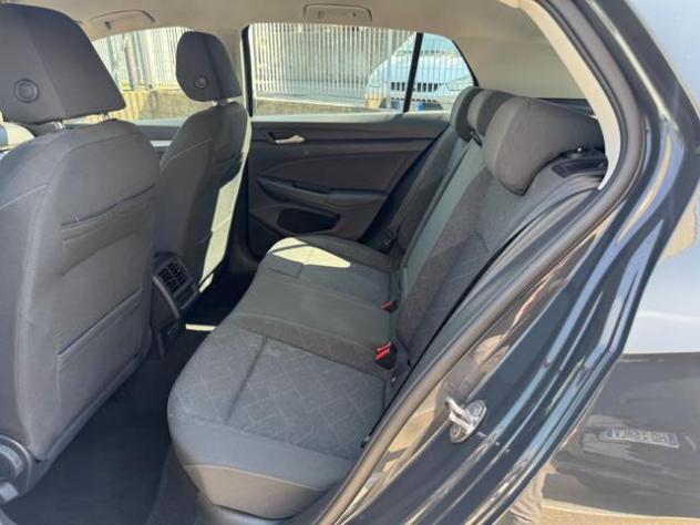 VOLKSWAGEN Golf 2.0 TDI DSG SCR Life 116CV rif. 24123325 - Foto 8