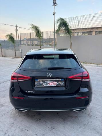 Mercedes-benz GLA 180 d Automatic Business - Foto 4