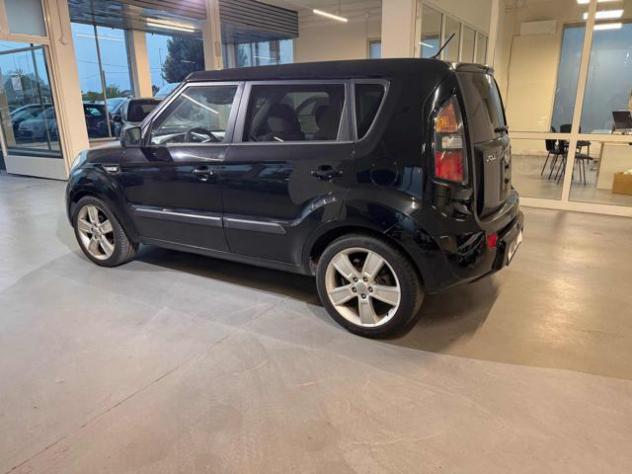 KIA Soul 1.6 CRDi VGT Cool rif. 24065465 - Foto 5