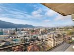 Appartamento di 110 m² con 3 locali e box auto in vendita a Como