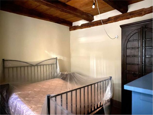 V000440 - CASA ANTICA CON TERRAZZO E CANTINA - Foto 13