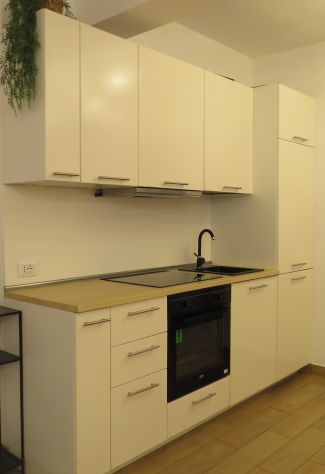 3526 Monolocale SOLO AFFITTI BREVI NO RESIDENZA - Foto 4