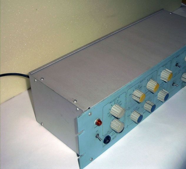 Generatore di segnali ad onda quadra, elettrostimolatore - Foto 5