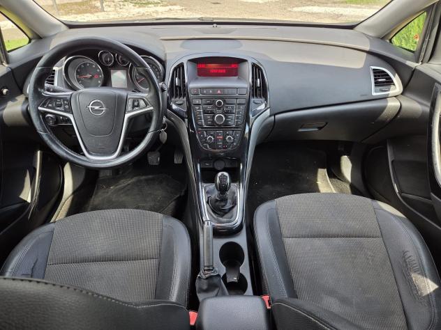 Opel Astra 1.4 Turbo GPL 140CV 4 porte - Foto 8