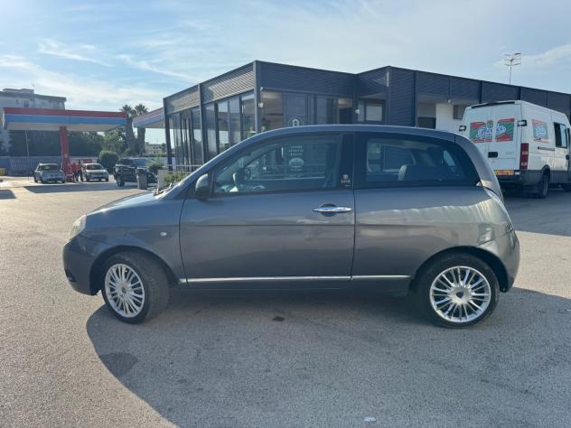 Lancia Ypsilon 1.2 69 CV 5 porte GPL Ecochic Platinum - Foto 9