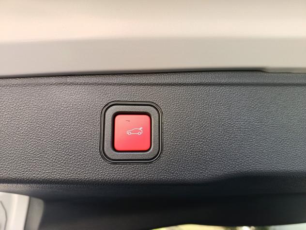 Jeep Avenger 1.2 Turbo Summit - Foto 8