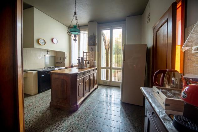 VILLA di 12 vani e di 700 mq (FOLIGNO - CAPPUCCINI) rif. CAPPUCCINI - Foto 20
