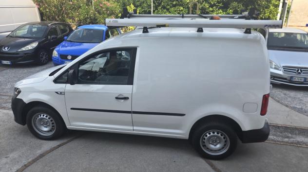 Volkswagen Caddy 4x4 2.0 TDI CON ATTREZZATURA - Foto 2