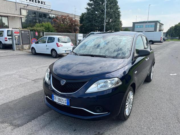 Lancia Ypsilon 1.2 69 CV 5 porte