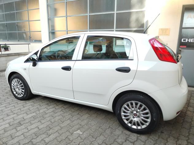 Fiat Punto 1.3 MJT II S&S 95 CV 5 porte Street - Foto 6