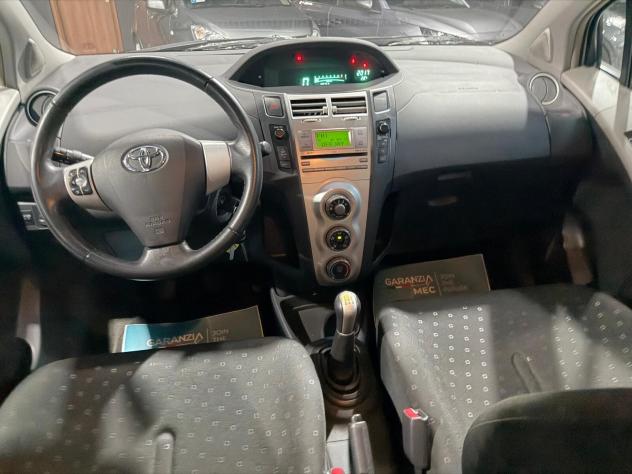 Toyota Yaris Benzina Km 88.000 Neopatentati - Foto 8