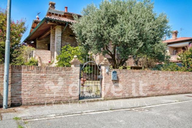 Villa di 300 m² con più di 5 locali e box auto in vendita a Ferrara - Foto 14