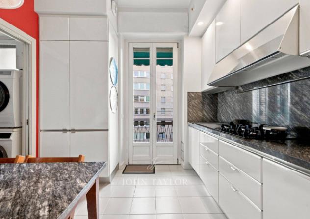 Appartamento di 230 m² con 5 locali e box auto in vendita a Milano - Foto 8