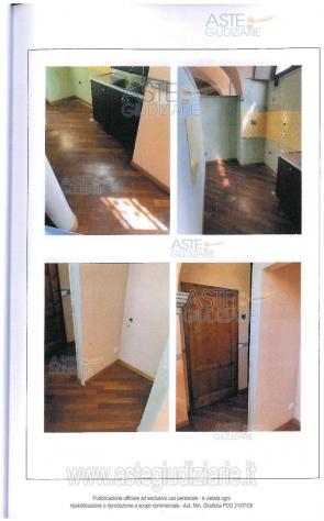 IMMOBILI-IMMOBILE RESIDENZIALE-Piazza Garzoni, 51017 Pescia PT, Italia - Foto 2