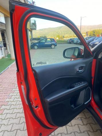 Jeep Compass 2.0 Multijet II aut. 4WD Limited Winter - Foto 10