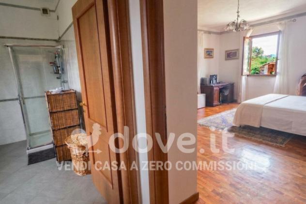 Casa indipendente di 235 m² con più di 5 locali in vendita a Montepulciano - Foto 16